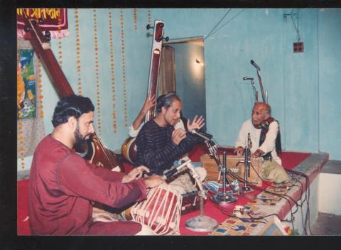 Pt Arun Kashalkar in performance at Aundh Festival